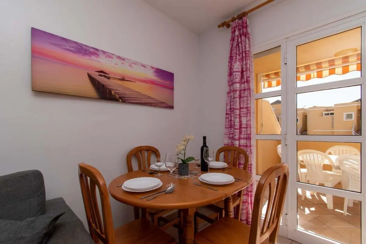 Benimar 13 - Two Bed Overlooking The Pool 阿德耶 0*,  西班牙