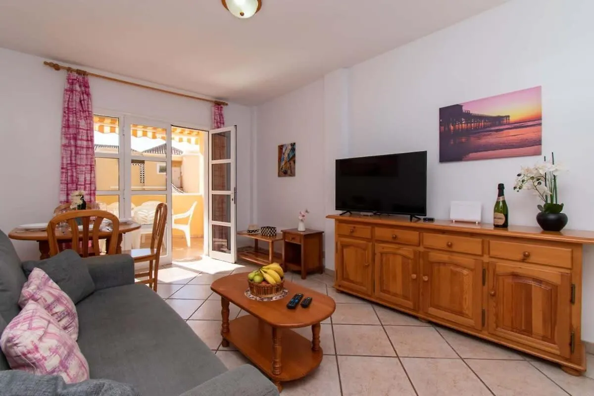 Benimar 13 - Two Bed Overlooking The Pool 阿德耶 0*,  西班牙